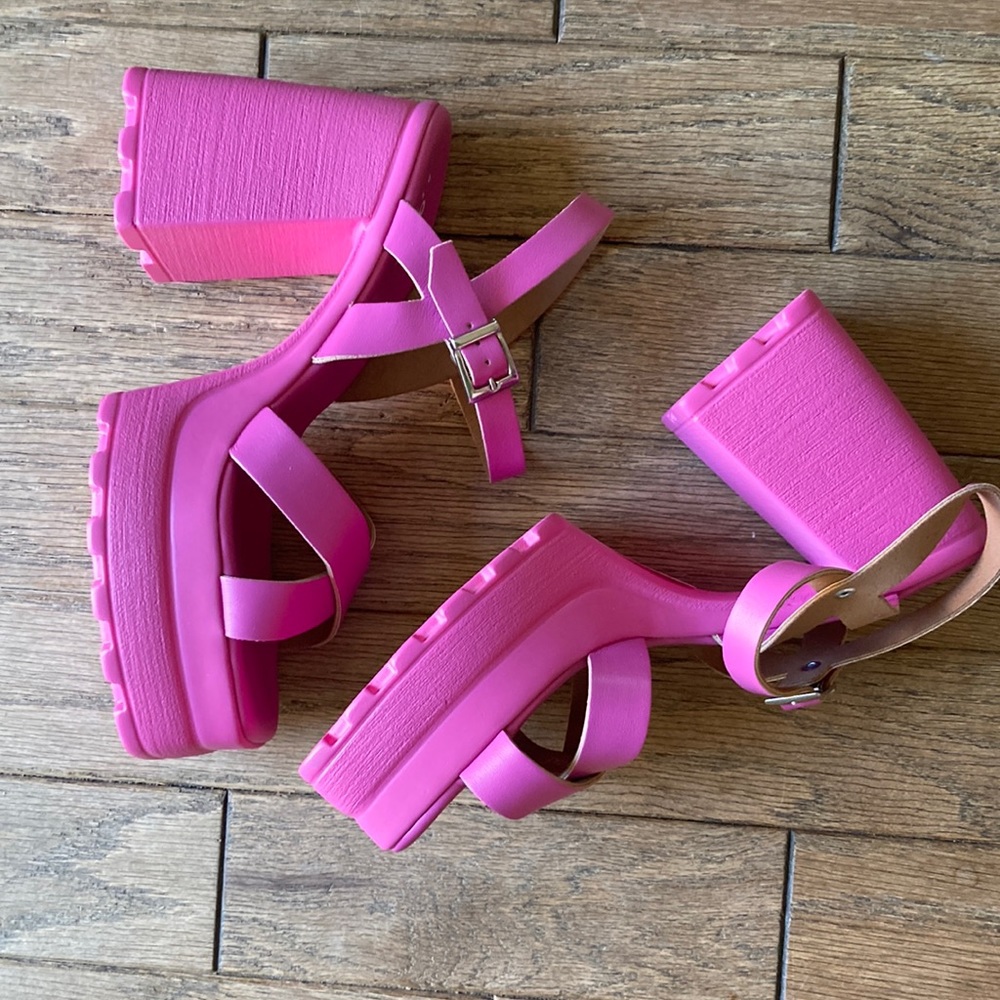 ASOS Design Pink Chunky Heeled Sandals Size 8.5